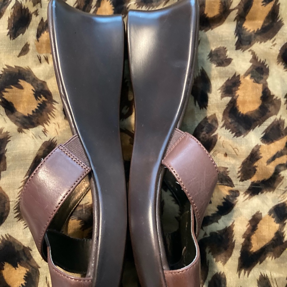 Kenneth Cole Sandals - Picture 5 of 5